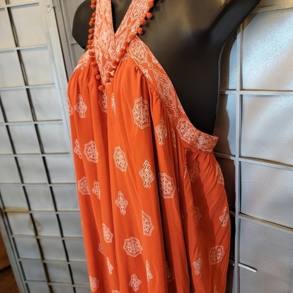 Loft medium orange top. Zipper back with shoulder straps with little pom poms. - Picture 7 of 15